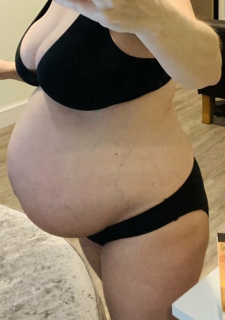 prettypregnant35 nice actress img