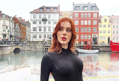 Kedimari star naked gallery