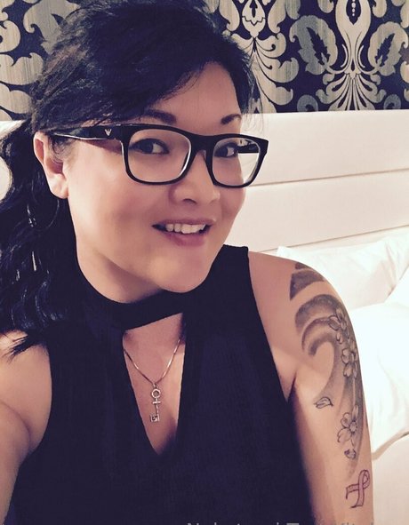 ebony top onlyfans art naked galleries