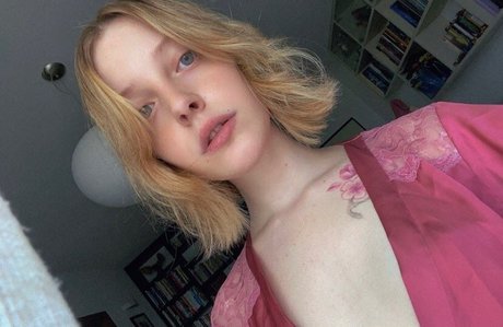 Agnese Innocente sex pornstar pictures