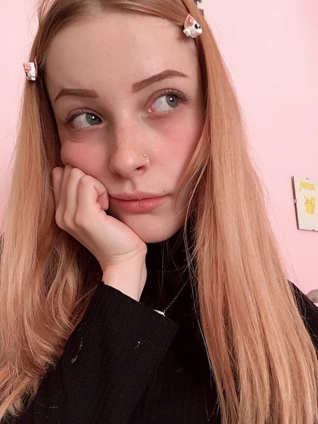 Agnese Innocente pornstar pretty images