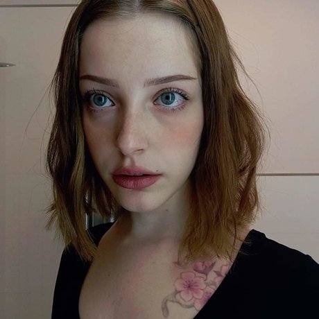 Agnese Innocente pornstar naked image