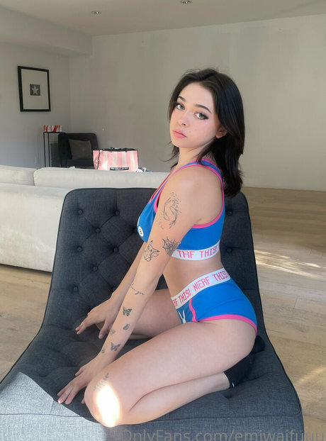 emiserinaa model xxx pics