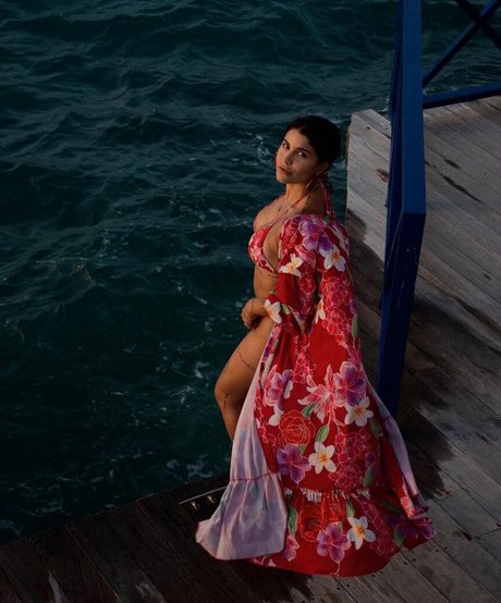 Martina La Peligrosa hd pornstar picture