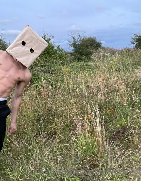 paperbagfree pornstar nice pic