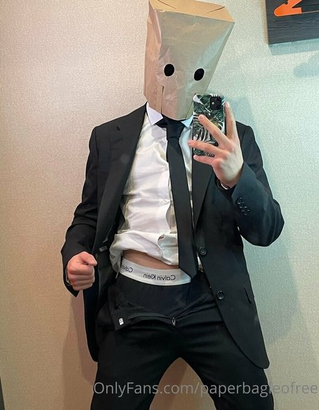 paperbagfree model naked image