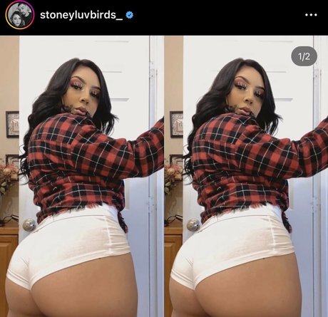 Bakedbabeeee model hot picture