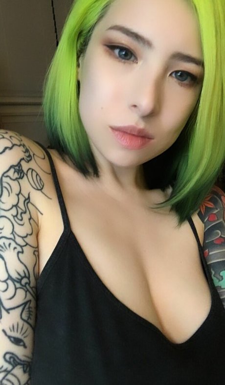 Candie Bolton pornstar hd pics