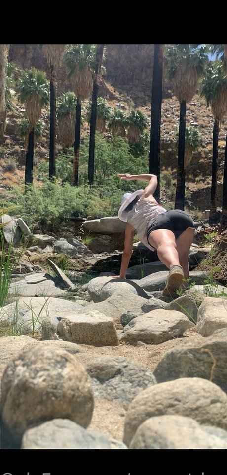 margotdeveraux free model image