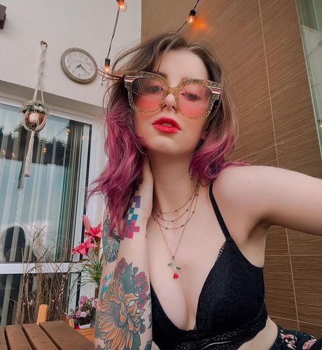 Gabi Cattuzzo pornstar nice img