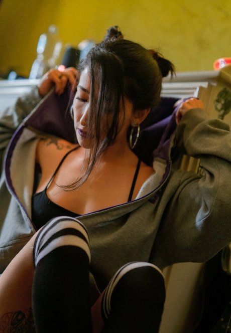 Bia Miyuki pornographic model galleries