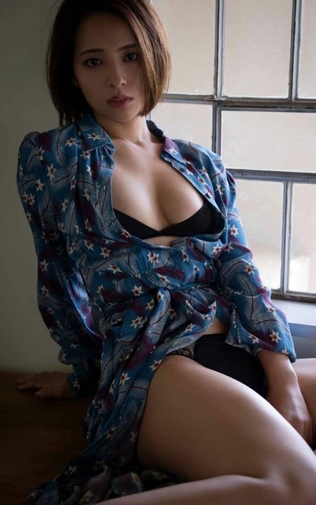 Ayame Misaki hot model gallery