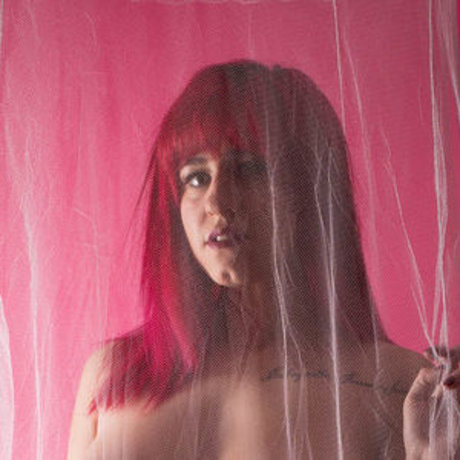 Welshbabelive model naked photos