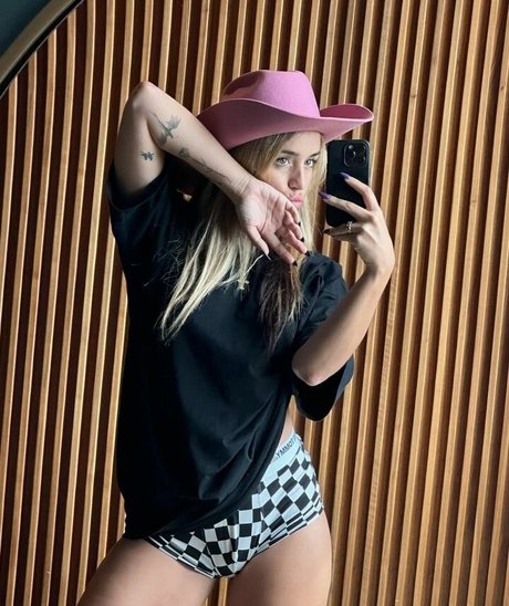 Lola Indigo star xxx pictures