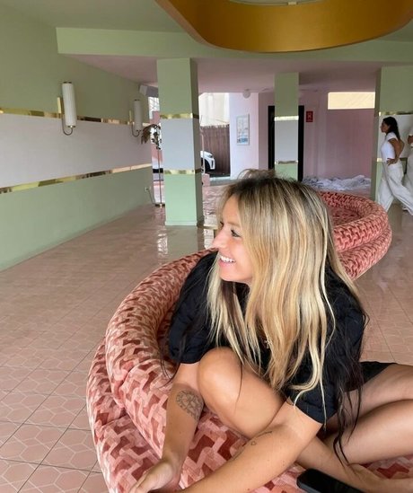 Lola Indigo erotic pornstar image