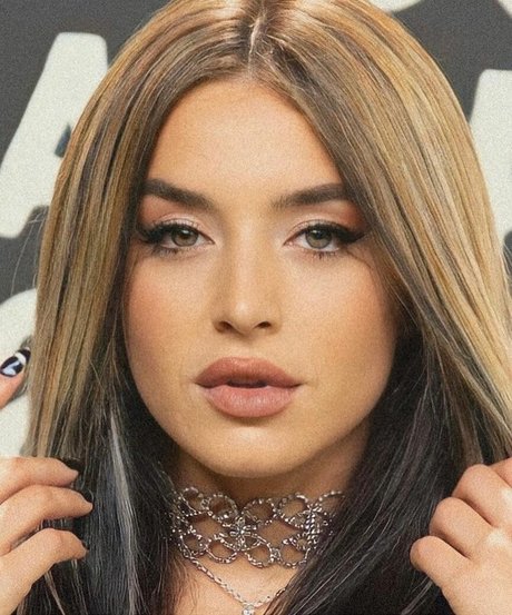 Lola Indigo pornstar high quality image