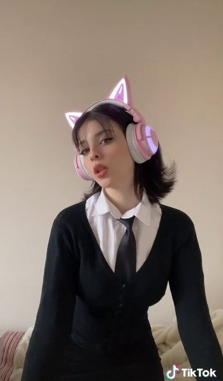 melisayamac model art img