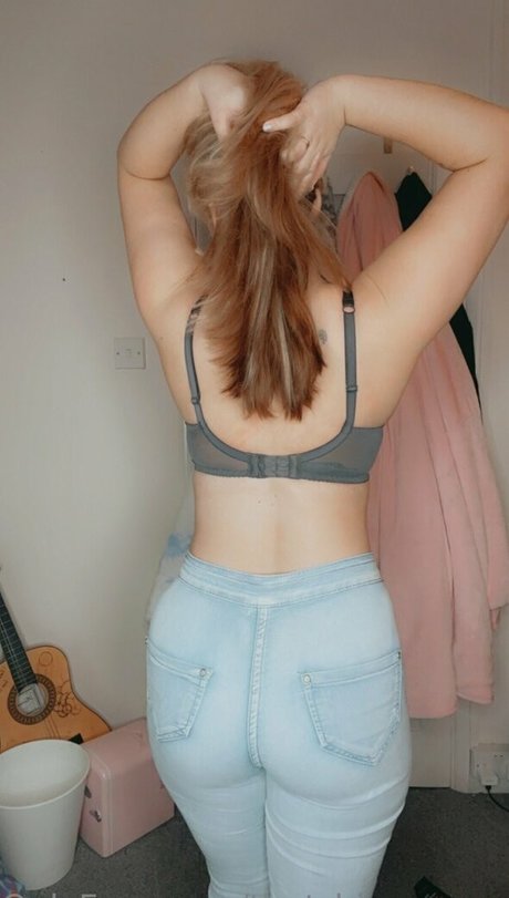 That hippy queen hd actress pic