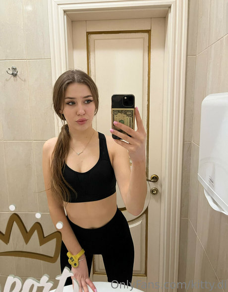 kitty di sex actress gallery