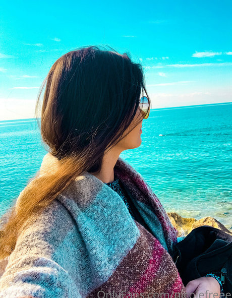 nicolefreee nudes model photo