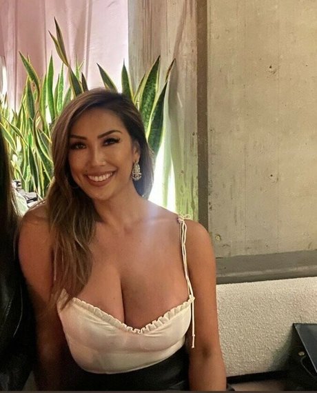 Geena Martinez Profile pic