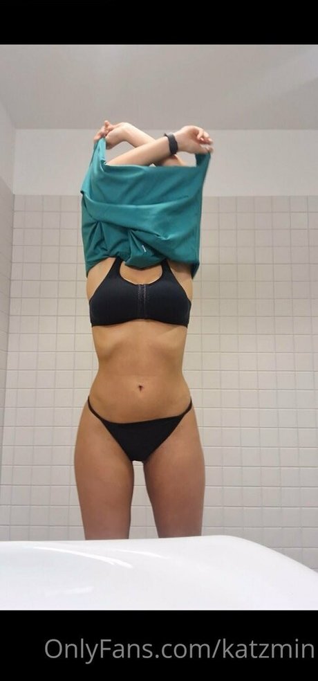 katzmin beautiful actress pics