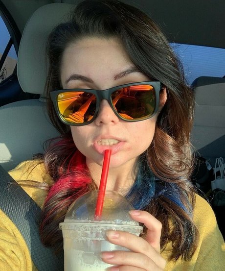 Mally Mouse Profile pic