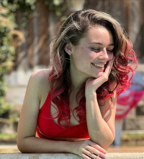 Mally Mouse star sex photo