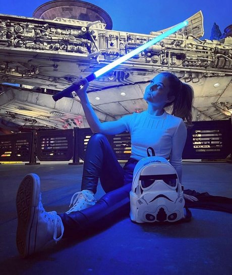 Mally Mouse star free gallery