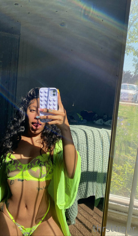 thrsttrapr Profile pic