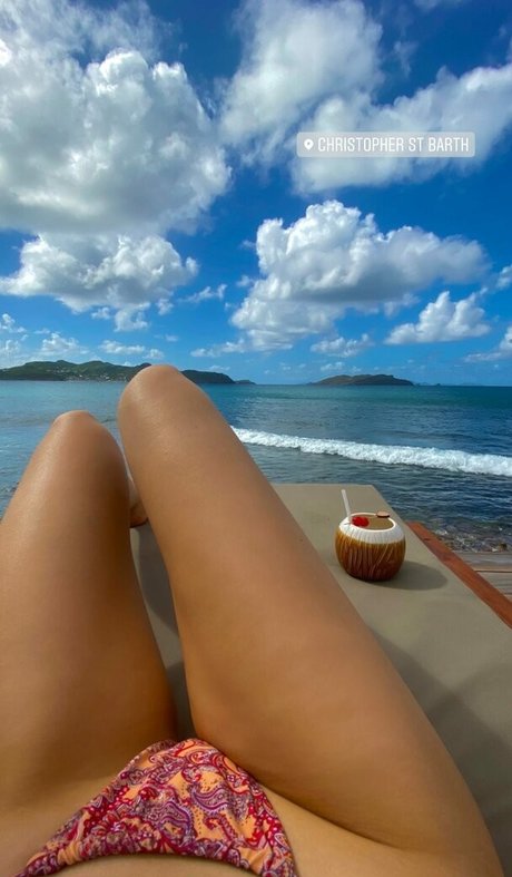 Beatrice Bouchard beautiful actress pics