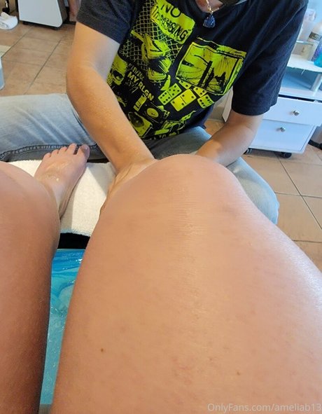 ameliab13 pornstar high quality pics