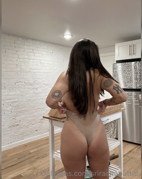 Srirachabutter erotic actress pics