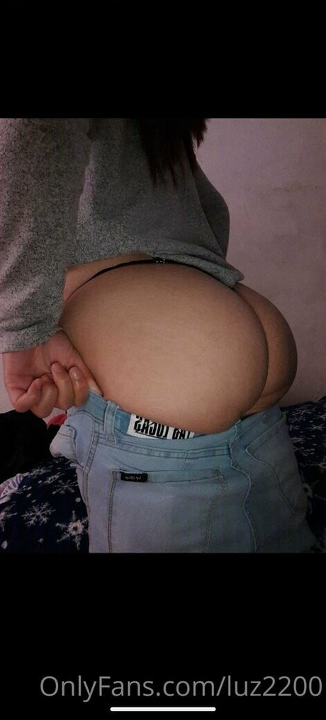 luz2200 naked star photo