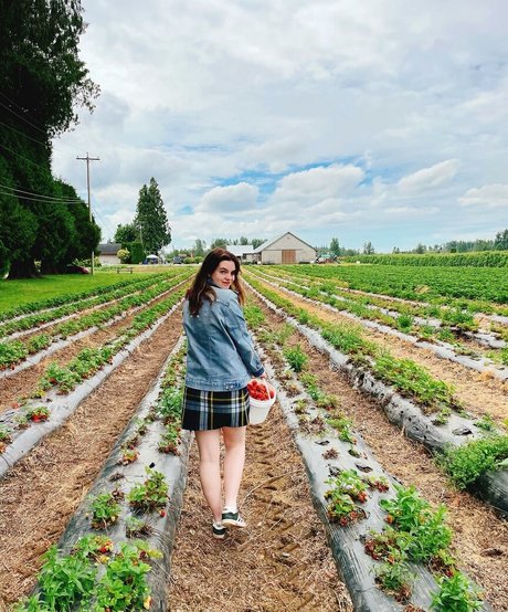 Sarah Z porn actress picture