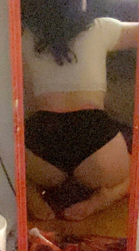 toiletseatshawty star high quality photos