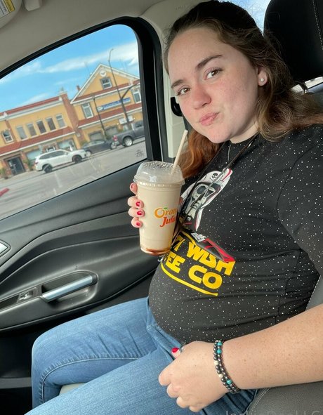 snackupjackie model naked images