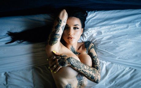 Meredith Devine model gallery