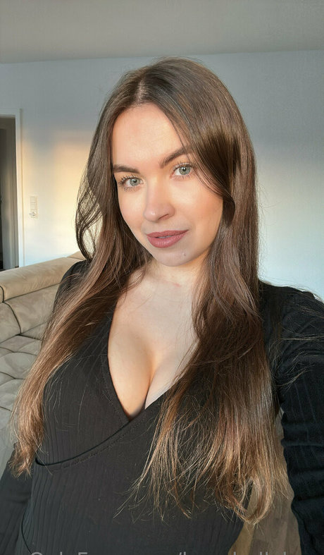 heychellyhey pornstar top picture