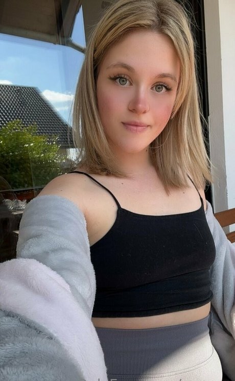 cupcaxfree best model photos