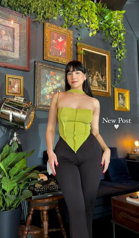 Elyzabeth suarez nude actress picture