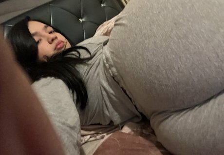 villeyani pornstar adult pic