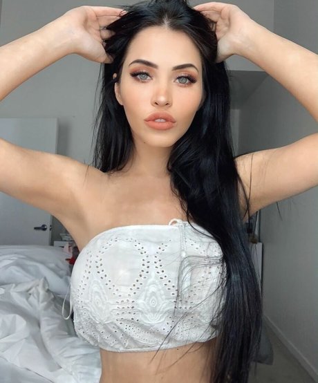 Claudia Alende pornstar nudes archive