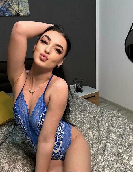 hotgabri star art gallery