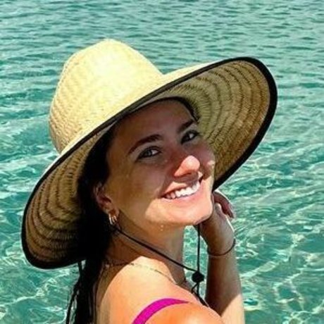 Camila Bonatelli free actress img