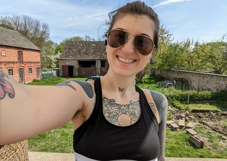 nataliewinz model perfect pics