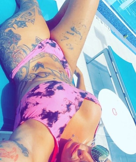 Kacey Diamonds model sexy image