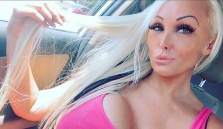 Kacey Diamonds pornstar pretty img