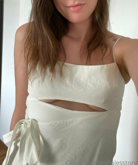julesstory star sexy photo
