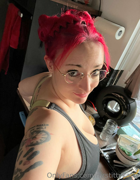 mrstittykatty pornstar xxx images